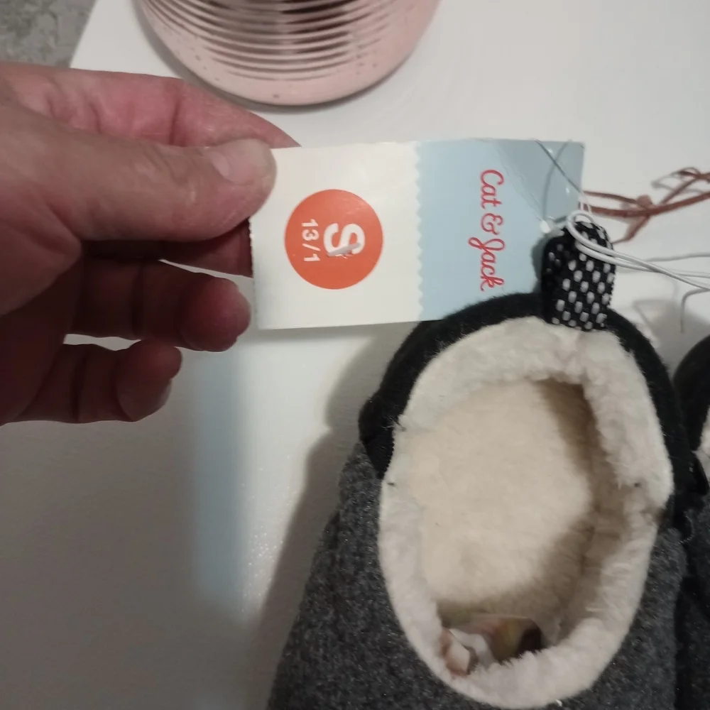 Cat & Jack Gray Kids Slippers